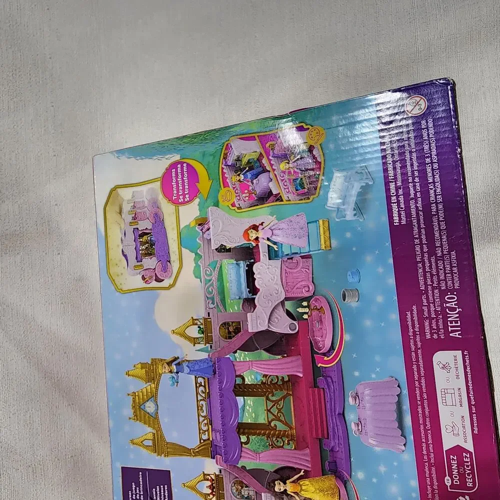 Disney princess carriage to castle Set with aurora